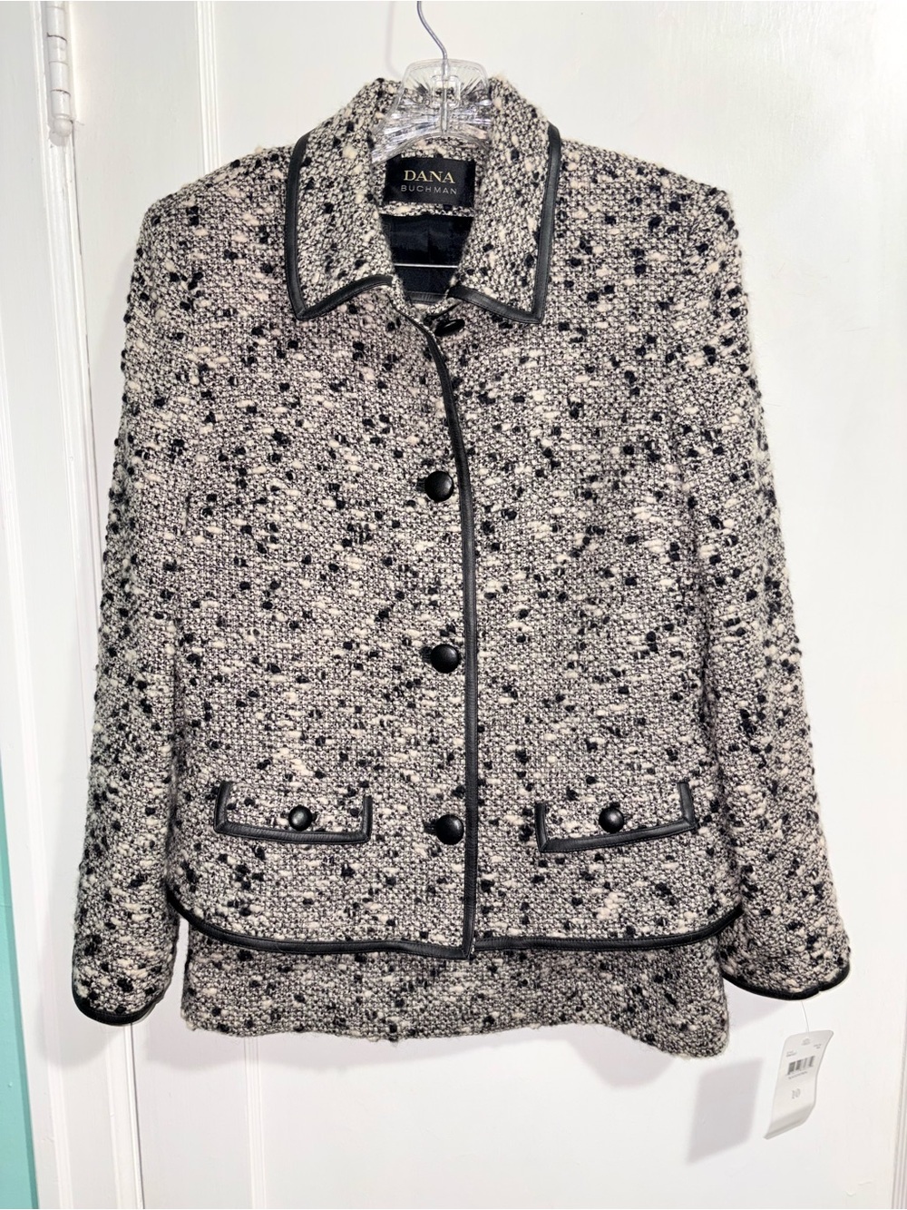 NWT Dana Buchman Suit 10